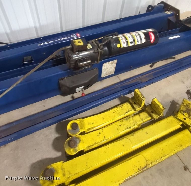 image for item MY9801 Rotary  two post automotive lift