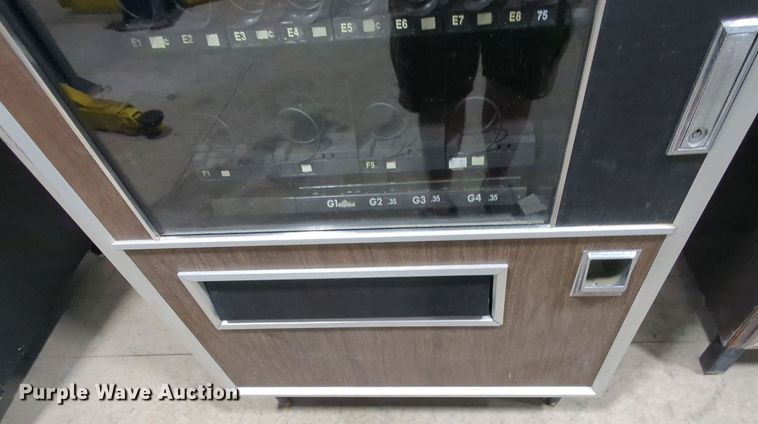 image for item MY9803 Federal Machine 3014  vending machine