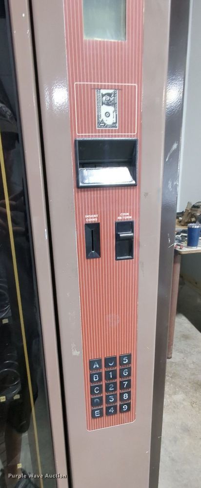 image for item MY9804 Polyvend  vending machine