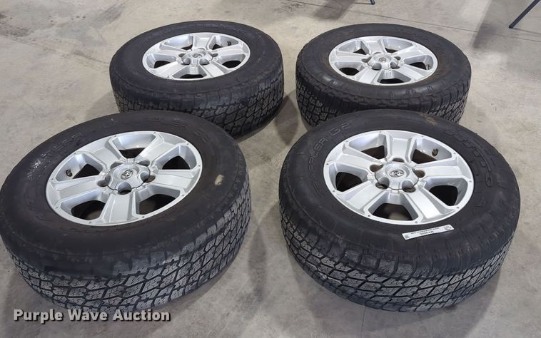 image for item MY9806 (4) 275/80R18 tires and wheels