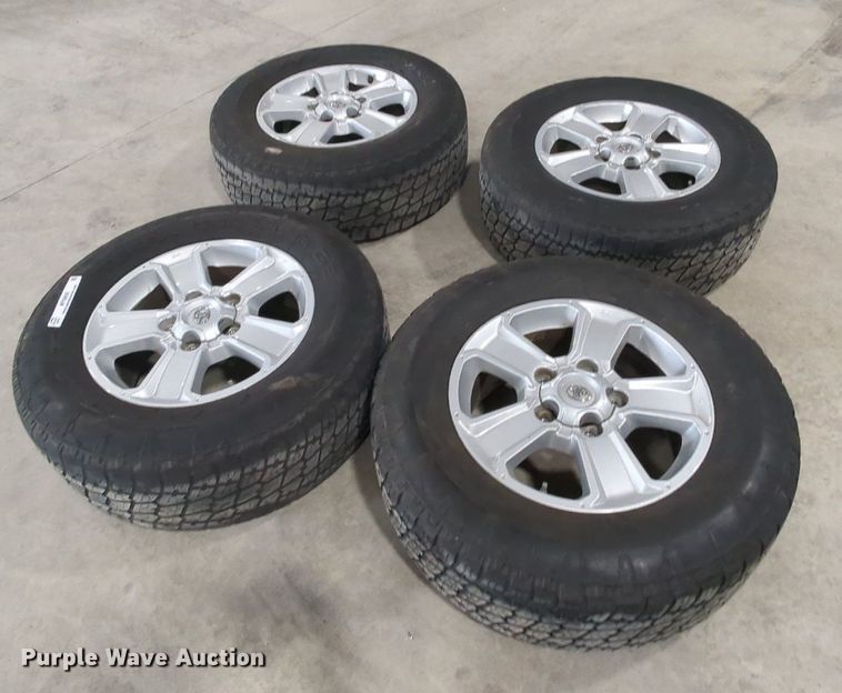 image for item MY9806 (4) 275/80R18 tires and wheels