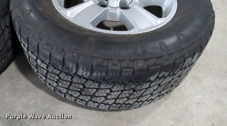 image for item MY9806 (4) 275/80R18 tires and wheels