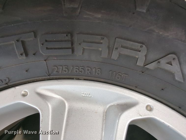 image for item MY9806 (4) 275/80R18 tires and wheels