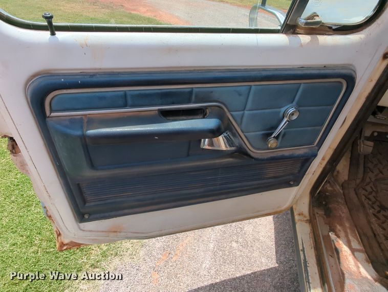 image for item MY9864 1977 Ford F150 Ranger  pickup truck