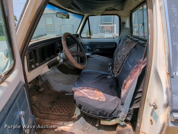 image for item MY9864 1977 Ford F150 Ranger  pickup truck