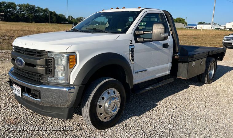 image for item NA9011 2017 Ford F450 Super Duty XL  flatbed truck