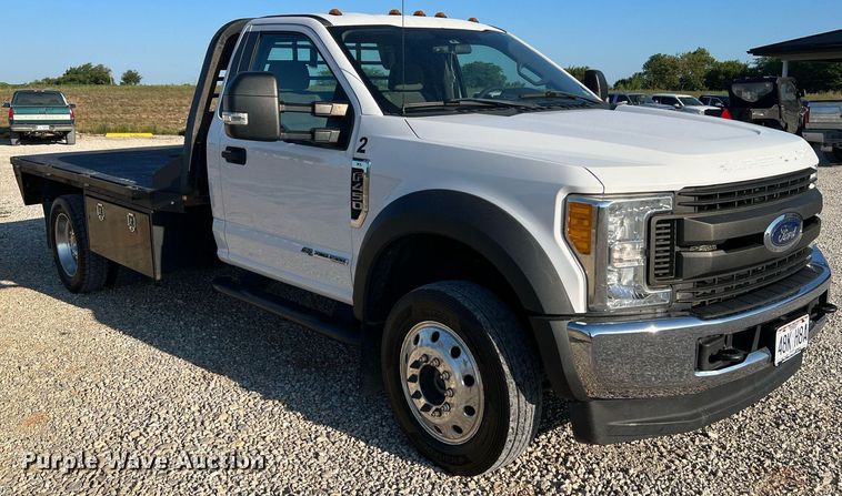 image for item NA9011 2017 Ford F450 Super Duty XL  flatbed truck