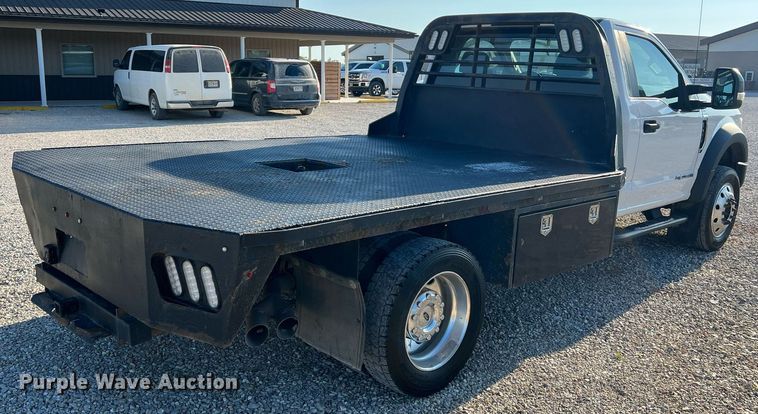 image for item NA9011 2017 Ford F450 Super Duty XL  flatbed truck