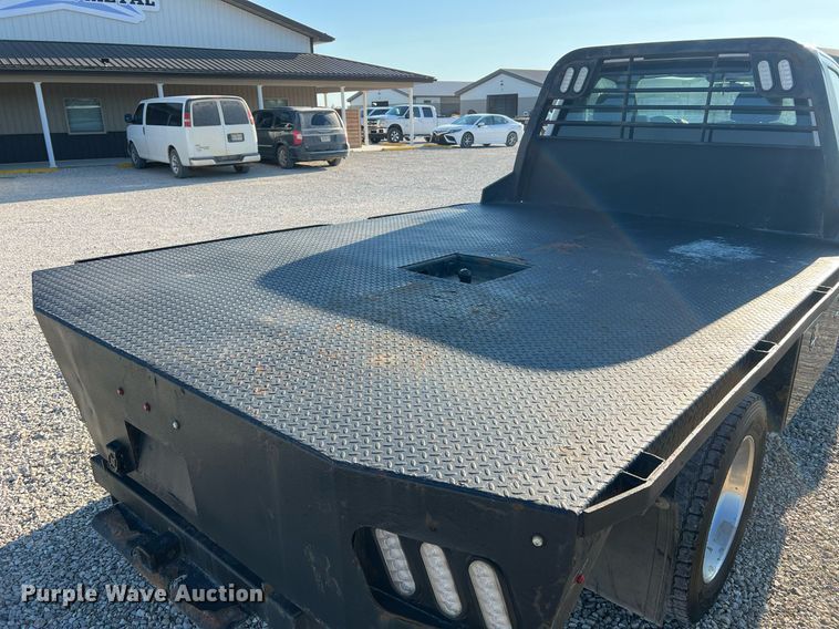 image for item NA9011 2017 Ford F450 Super Duty XL  flatbed truck