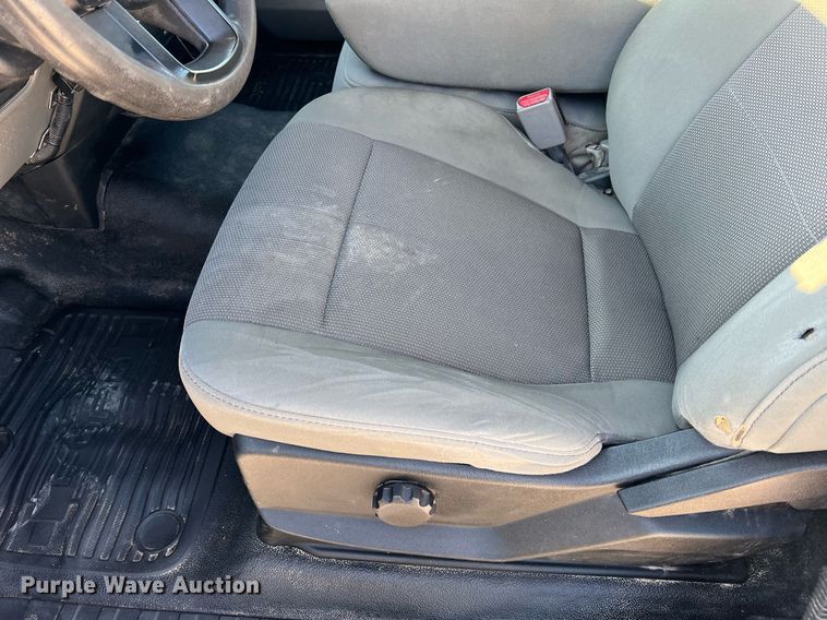 image for item NA9011 2017 Ford F450 Super Duty XL  flatbed truck