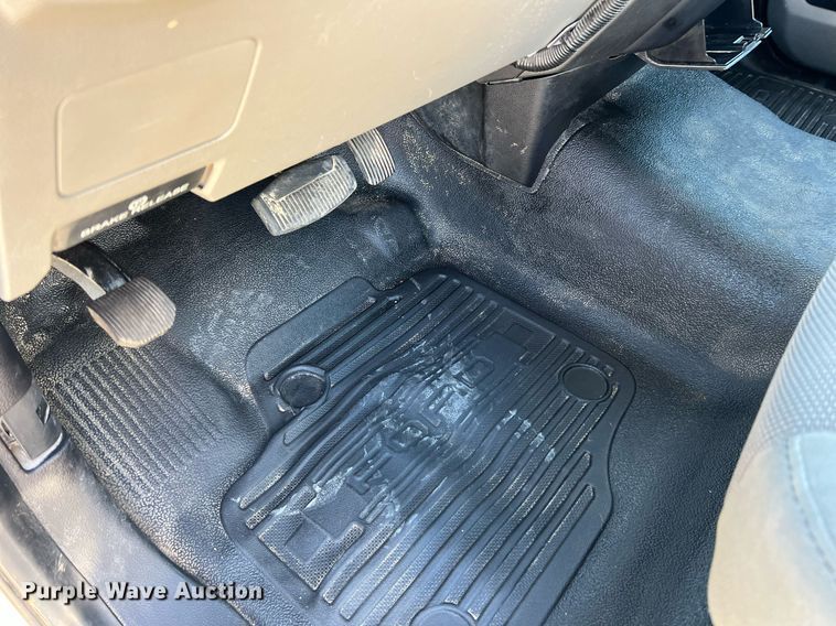 image for item NA9011 2017 Ford F450 Super Duty XL  flatbed truck