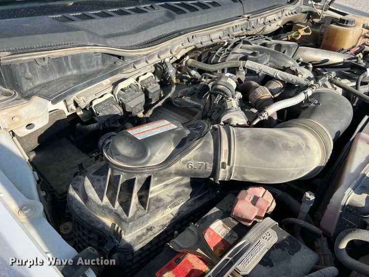 image for item NA9011 2017 Ford F450 Super Duty XL  flatbed truck