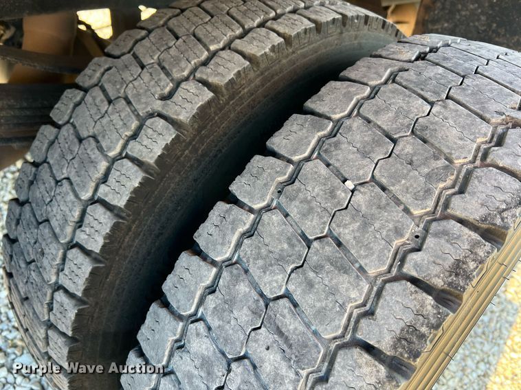 image for item NA9011 2017 Ford F450 Super Duty XL  flatbed truck