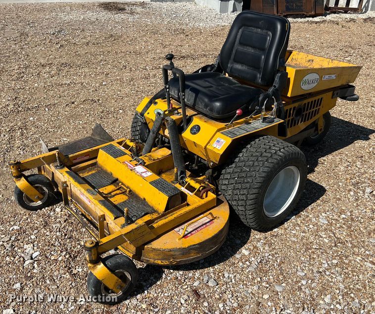image for item NA9014 2000 Walker MSSD  ZTR lawn mower