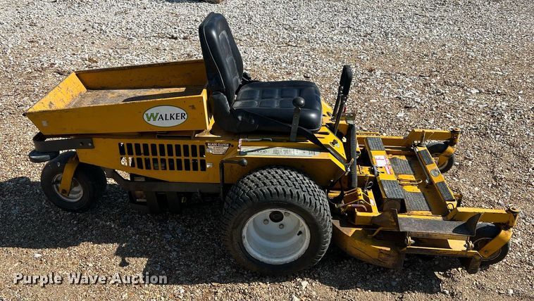 image for item NA9014 2000 Walker MSSD  ZTR lawn mower
