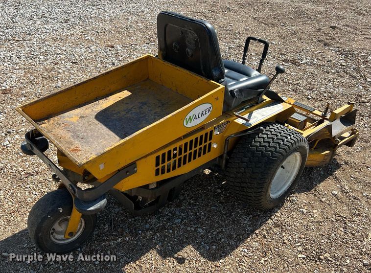 image for item NA9014 2000 Walker MSSD  ZTR lawn mower