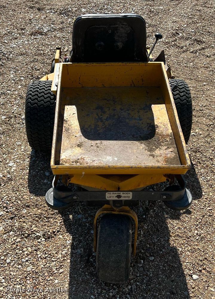 image for item NA9014 2000 Walker MSSD  ZTR lawn mower