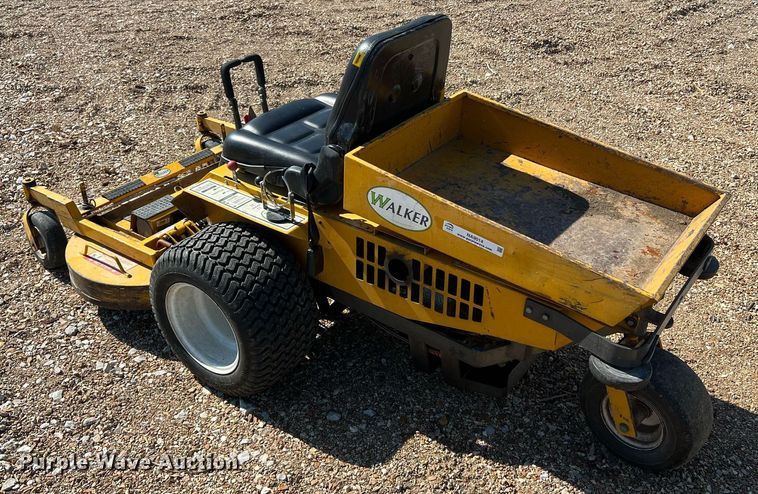 image for item NA9014 2000 Walker MSSD  ZTR lawn mower