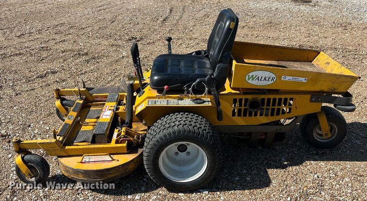 image for item NA9014 2000 Walker MSSD  ZTR lawn mower