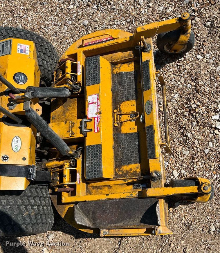 image for item NA9014 2000 Walker MSSD  ZTR lawn mower