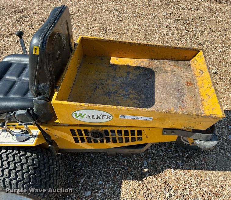 image for item NA9014 2000 Walker MSSD  ZTR lawn mower