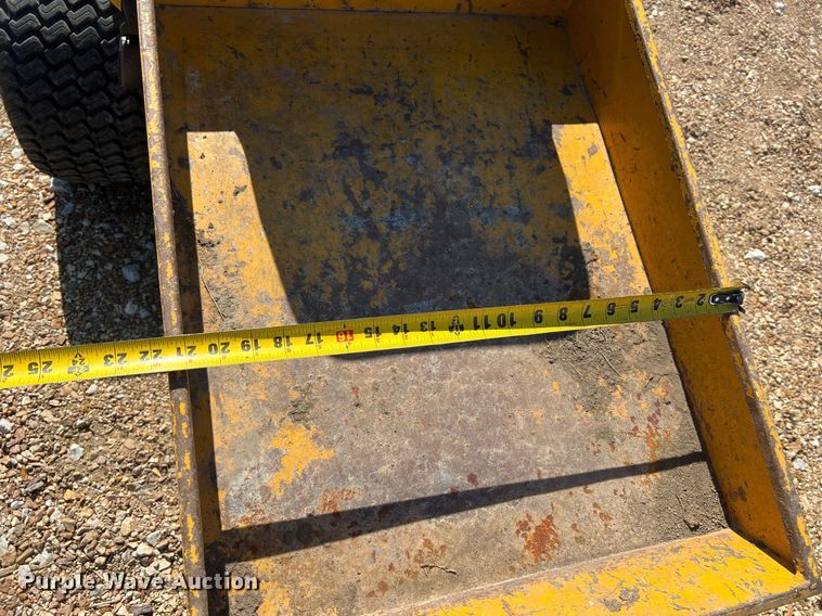 image for item NA9014 2000 Walker MSSD  ZTR lawn mower