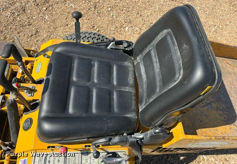 image for item NA9014 2000 Walker MSSD  ZTR lawn mower