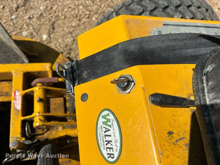 image for item NA9014 2000 Walker MSSD  ZTR lawn mower