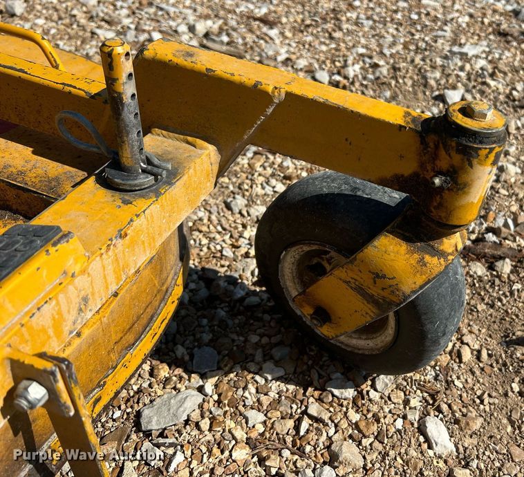 image for item NA9014 2000 Walker MSSD  ZTR lawn mower