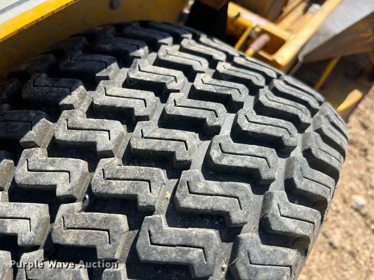 image for item NA9014 2000 Walker MSSD  ZTR lawn mower