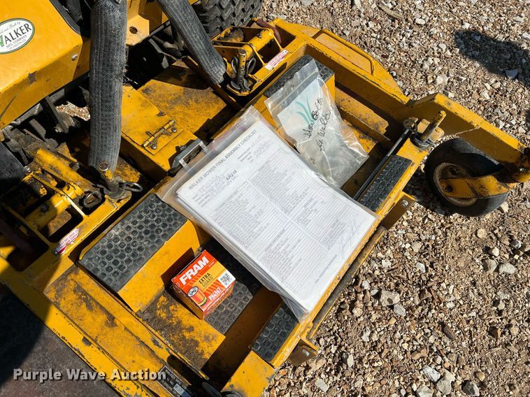 image for item NA9014 2000 Walker MSSD  ZTR lawn mower