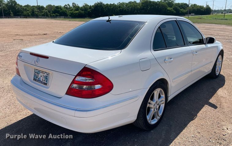 image for item NB9098 2006 Mercedes Benz E350