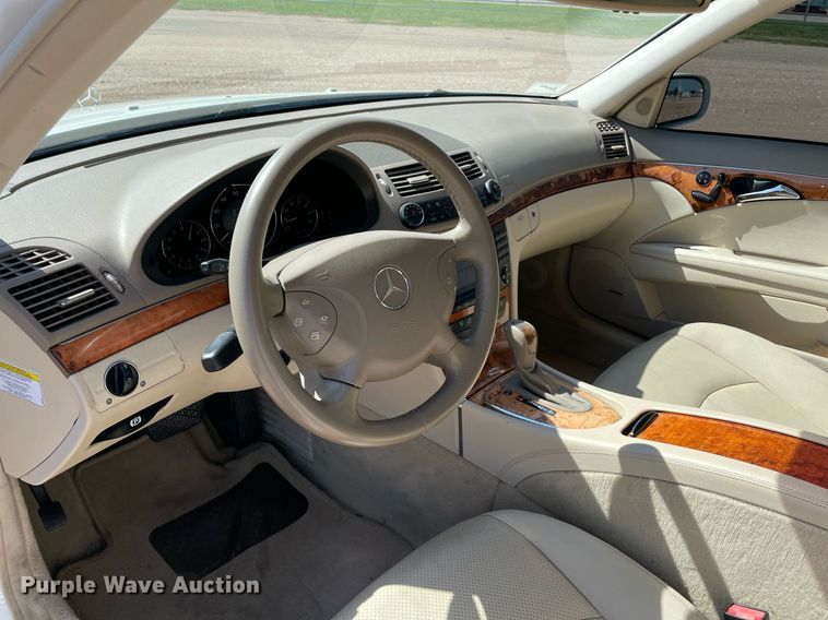 image for item NB9098 2006 Mercedes Benz E350