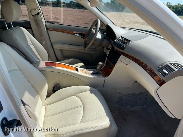 image for item NB9098 2006 Mercedes Benz E350