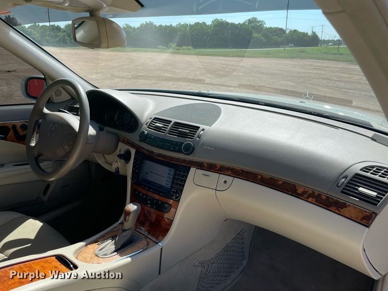 image for item NB9098 2006 Mercedes Benz E350