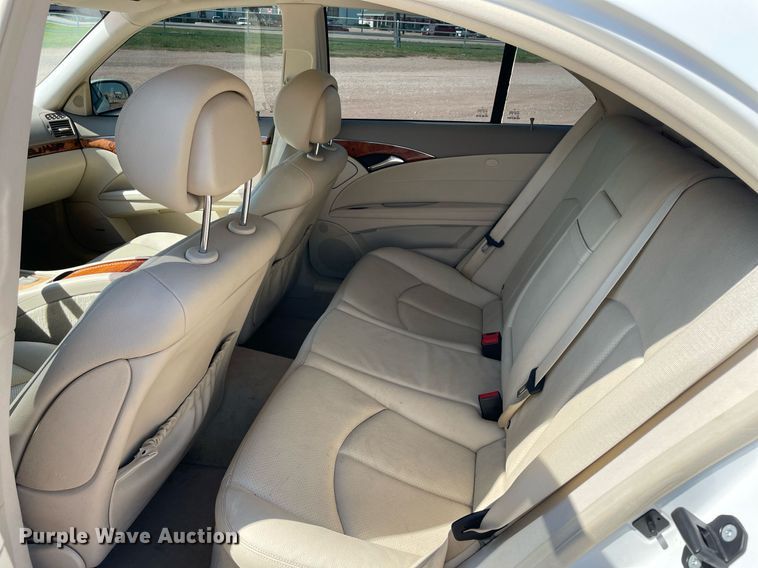 image for item NB9098 2006 Mercedes Benz E350