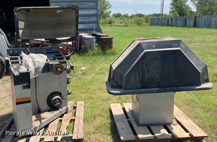 image for item NB9113 (2) Nortron wheel balancers