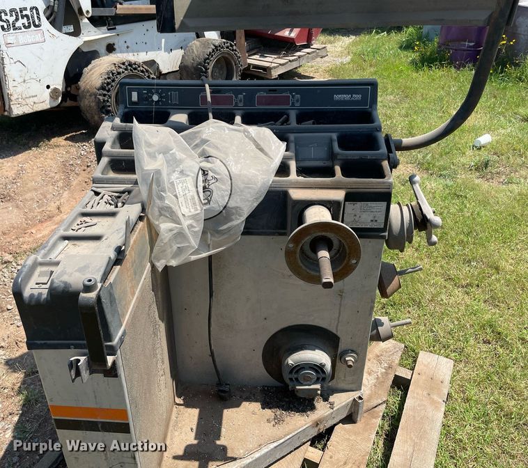 image for item NB9113 (2) Nortron wheel balancers