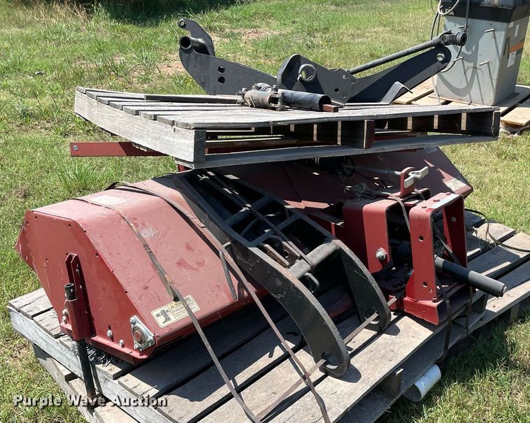 image for item NB9114 Case BRX172  broom