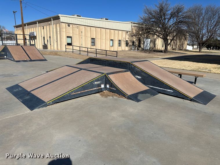 image for item NM9436 Woodward  skate park equipment