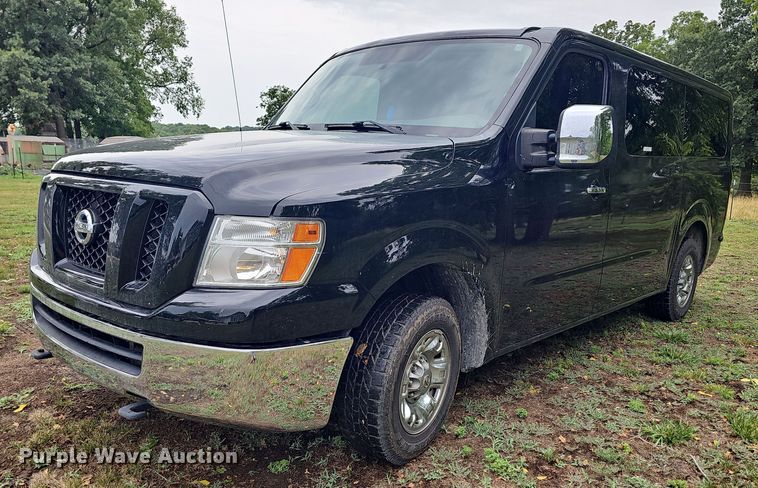 image for item NT9785 2016 Nissan NV3500  van