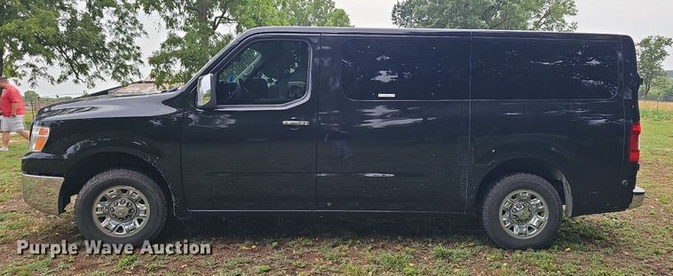 image for item NT9785 2016 Nissan NV3500  van