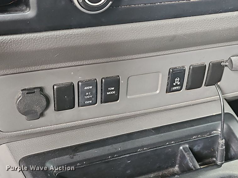 image for item NT9785 2016 Nissan NV3500  van