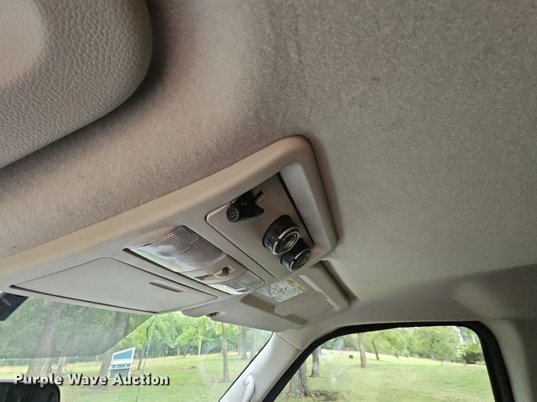 image for item NT9785 2016 Nissan NV3500  van