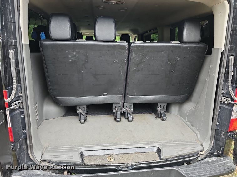 image for item NT9785 2016 Nissan NV3500  van