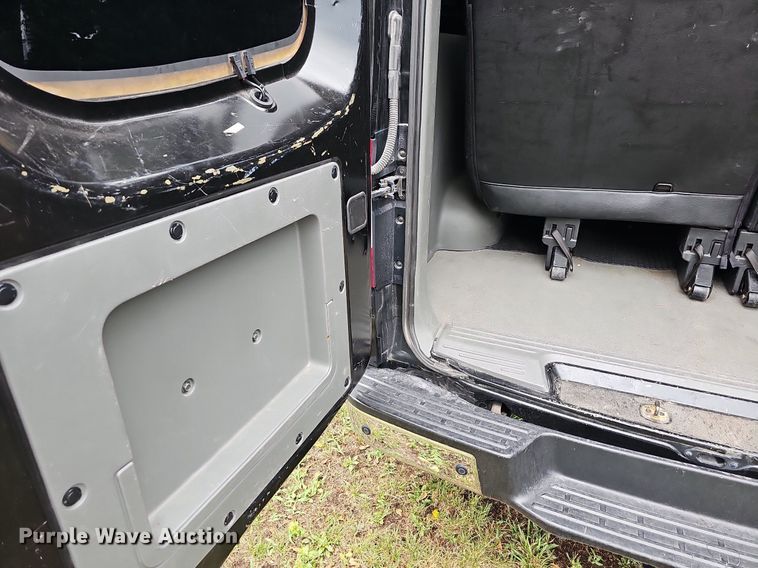 image for item NT9785 2016 Nissan NV3500  van