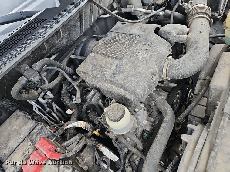 image for item NT9785 2016 Nissan NV3500  van