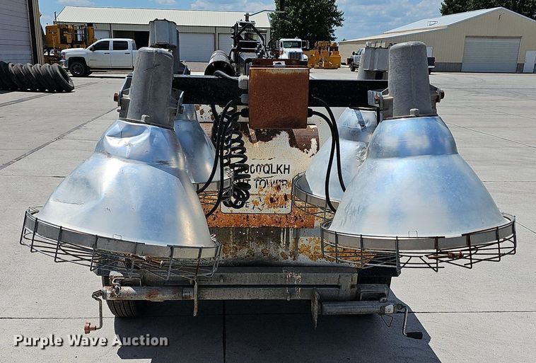 image for item NX9699 Coleman MH4000QLKH  light plant