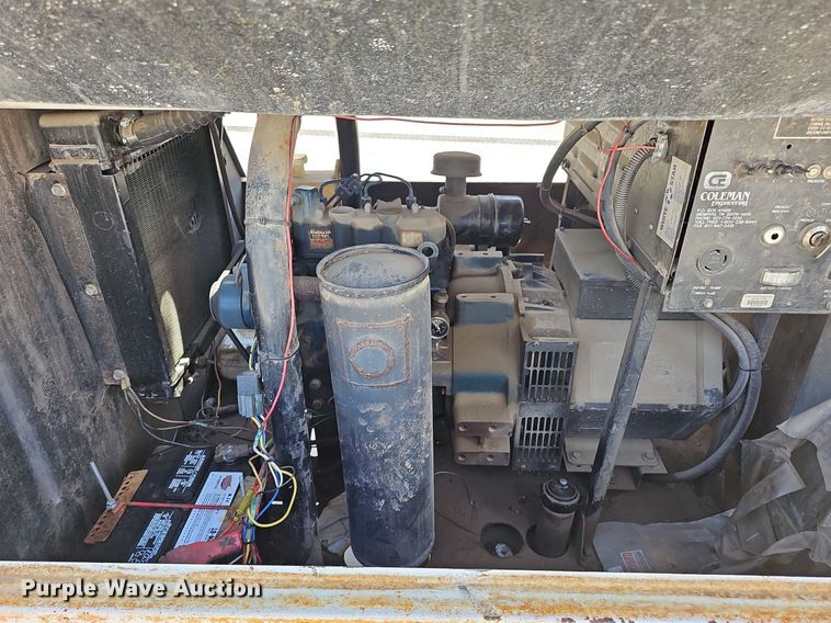 image for item NX9699 Coleman MH4000QLKH  light plant