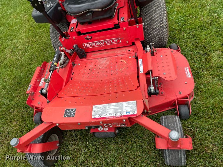 image for item NY9551 Gravely PM 260 Z  ZTR lawn mower